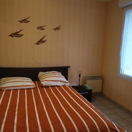 Ferienwohnung Chez Fabienne T1 Le Breuil-sur-Couze Exterior foto