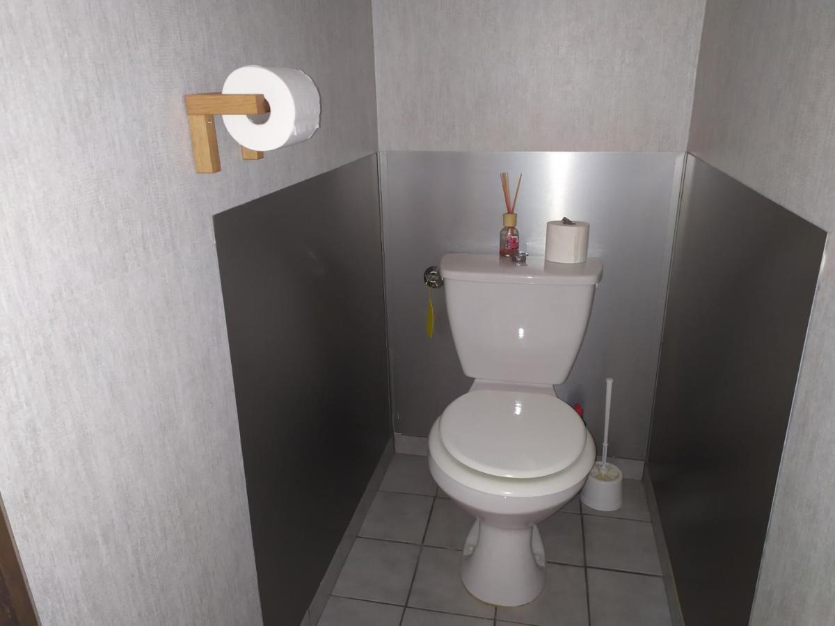 Ferienwohnung Chez Fabienne T1 Le Breuil-sur-Couze Exterior foto